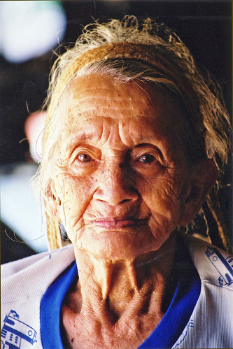 AnnaRais-old lady