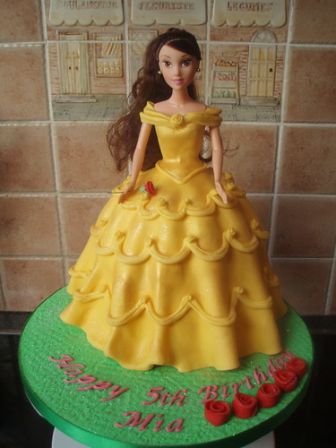Disney Princess Belle Cake by Murfie68