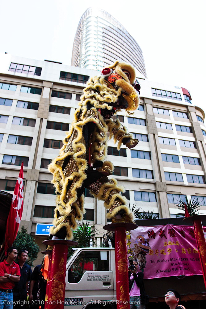 Lion Dance @ Outside Mid Valley, KL, Malaysia
