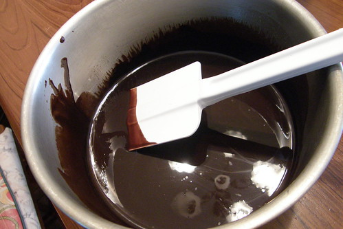 13.將奶油與巧克力攪拌均勻