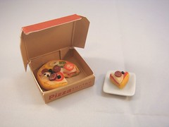 Dollhouse Miniature - House's Special Pizza