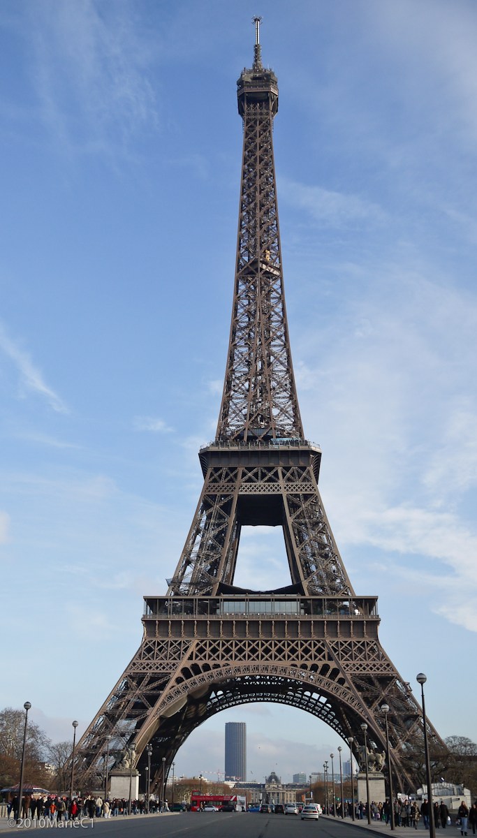 Paris_Eiffel_Tower_Feb_2010_2
