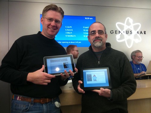 Wesley Fryer and Bob Sprankle - with iPads in hand!