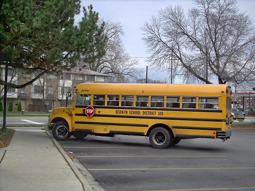 Berwyn School District 100 International school bus. Berwyn Illinois USA. November 2007. by Eddie from Chicago