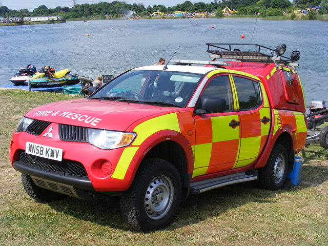 park uk rescue water fire day britain south yorkshire united country great north lakes july saturday 7 kingdom lincolnshire led vehicles gb vehicle and service emergency 13 l200 mitsubishi services battenburg crowle unit kwv wru 2013 truckman dscf8428 wn58