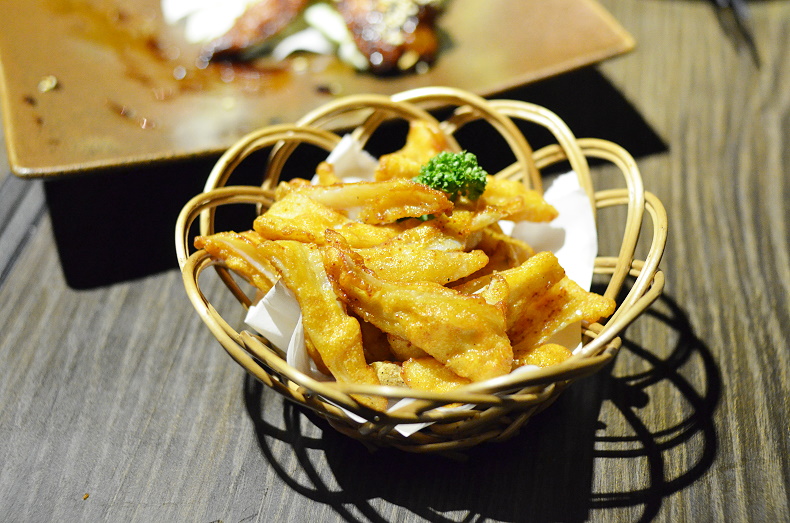 鯨吞燒地雞料理赤崁支店/雞肉料理專門‧台南