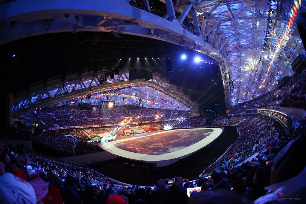: Sochi_Winter_Olympic_Opening_04