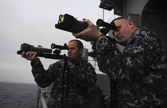 sailors security ussnimitz cvn68 ussnimitzcvn68 la9p laserdazzler