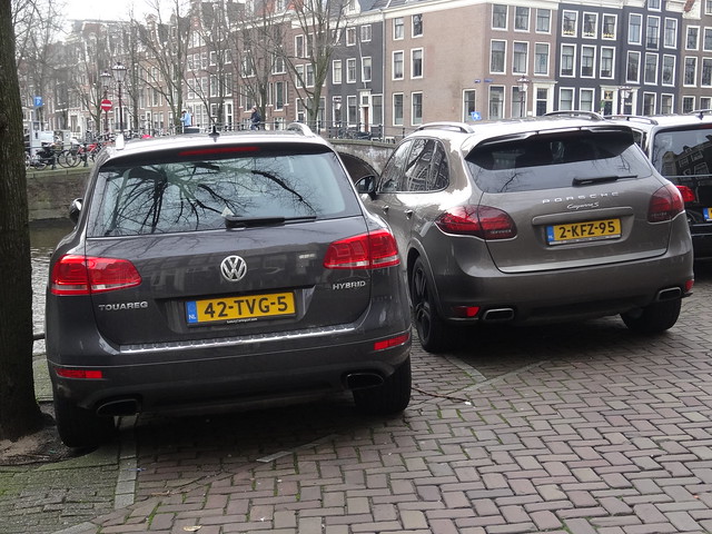 netherlands amsterdam volkswagen nederland cayenne porsche hybrid touareg 2014