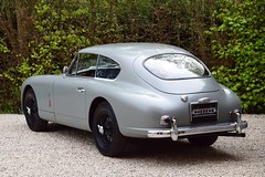 Aston Martin DB2/4 (1955).