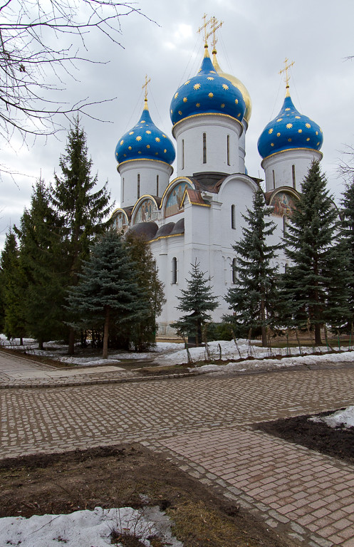 : -  -   / The Holy Trinity Lavra of Saint Sergius - Dormition cathedral