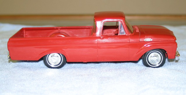 pictures auto old red history classic cars ford scale car truck vintage toy miniature photo promo model automobile image photos antique picture pickup f100 images 63 plastic 124 vehicles photographs photograph sample vehicle historical kit autos collectible collectors promotional coupe automobiles dealership johan dealer 1963 rangoon mpc 125 amt smp hubley revell 125th banthrico unibody