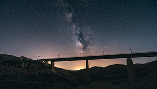 Milky way with bridge