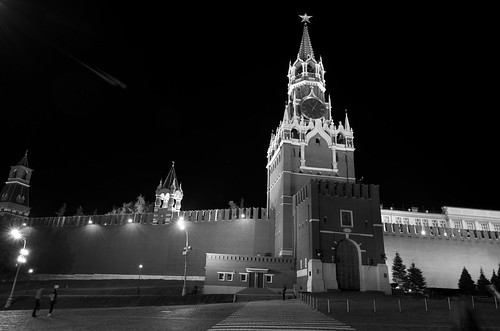 Kremlin clock tower at night ©  Still ePsiLoN