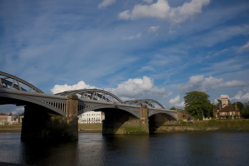 Barnes Railway Bridge 2 ©  Still ePsiLoN
