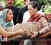 Sonia, Rahul Gandhi meets J&K flood victims 03