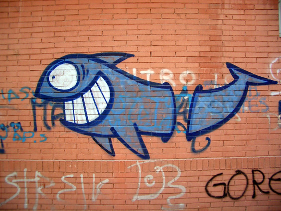 Graffiti Pez Sant Adrià de Besòs<br/>© <a href="https://flickr.com/people/9920851@N08" target="_blank" rel="nofollow">9920851@N08</a> (<a href="https://flickr.com/photo.gne?id=2052047795" target="_blank" rel="nofollow">Flickr</a>)