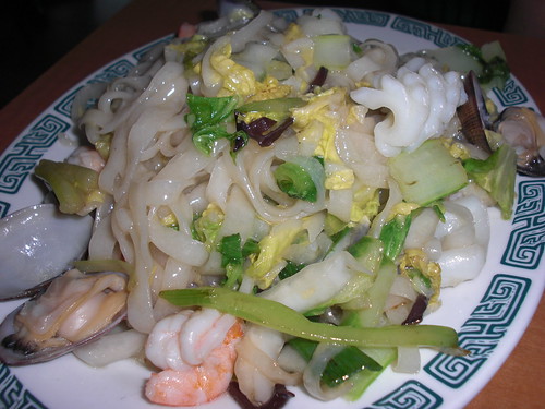 fish noodles with seafood.jpg