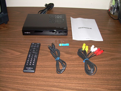 EXCLUSIVE Insignia NS-DXA1 DTV receiver unboxing!