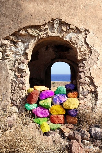 color en la ruina