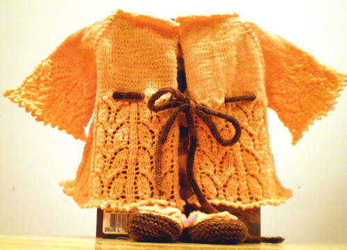 Download knitting patterns for knitting looms and needles. Doll
