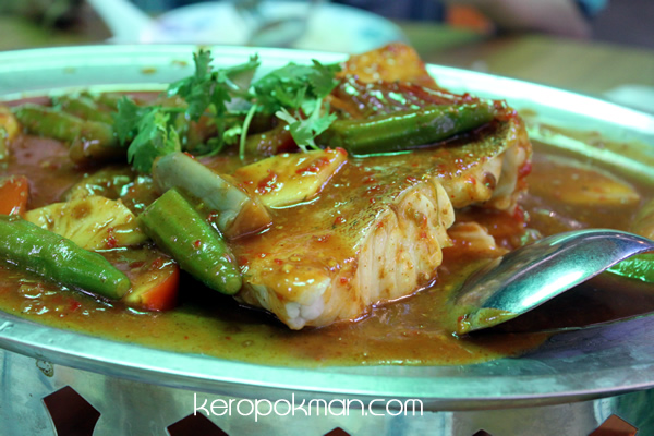 Ban Tong Seafood Restaurant - Fish Dish