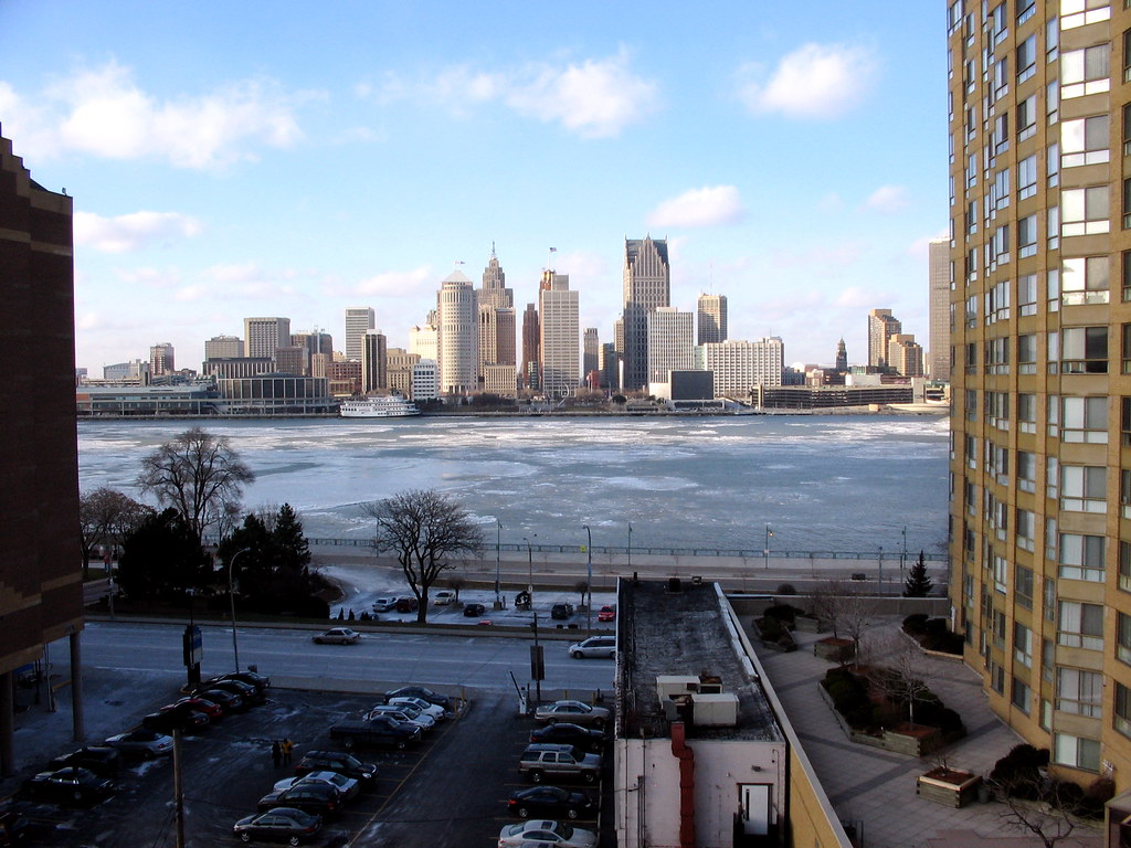 5 SKYLINES: Detroit, Toronto, Hamilton, Montreal, Ottawa ...