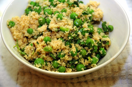 couscous with peas, mint and cilantro