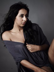 South Actress SANJJANAA Unedited Hot Exclusive Sexy Photos Set-23 (183)