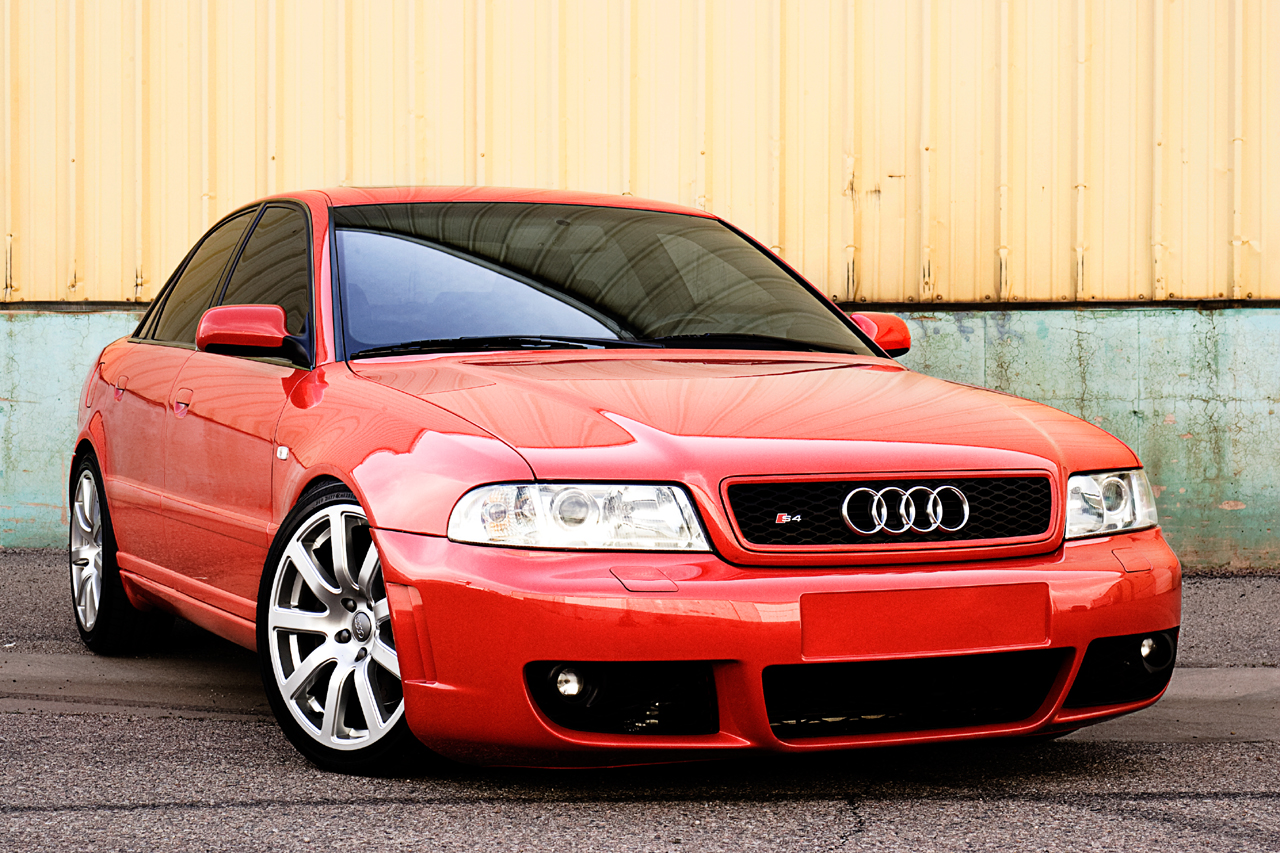 Купить ауди а4б5. Audi a4 b5 1995. Audi s4 1998. Ауди а4 б5 красная. Audi a4 b5 1996.