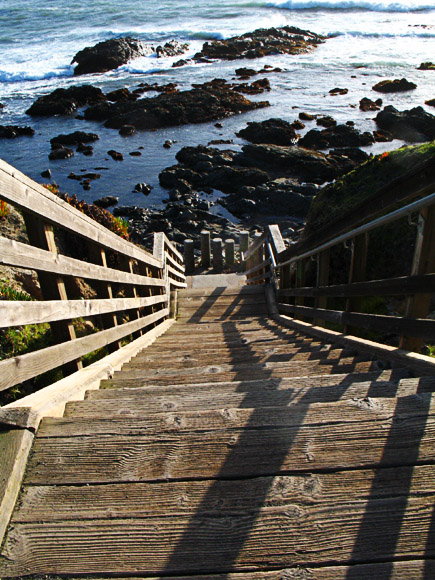 Stairs to Pacific shore at Lampton Cliffs County Park, Cambria