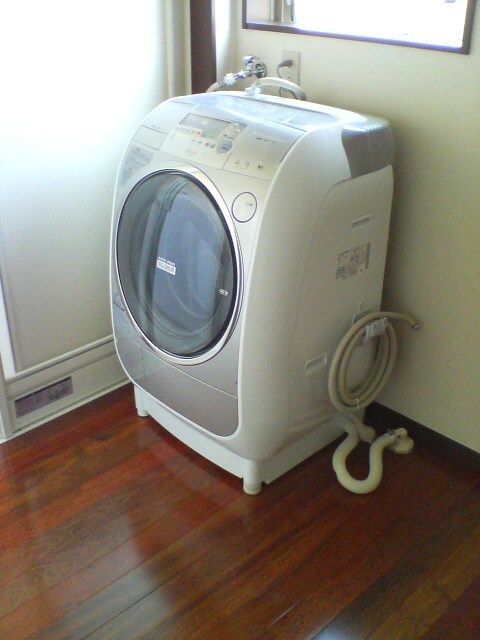 洗濯機が設置されました（＾＾）お風呂のお...