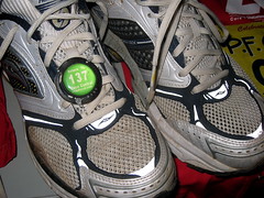 Anglų lietuvių žodynas. Žodis running shoe reiškia bėgimo batas lietuviškai.