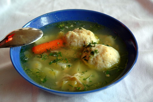 chicken soup with matzo balls