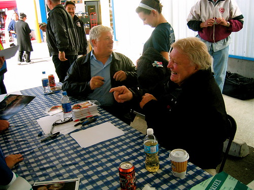 Richard Brodeur and Bobby Hull chat with fans