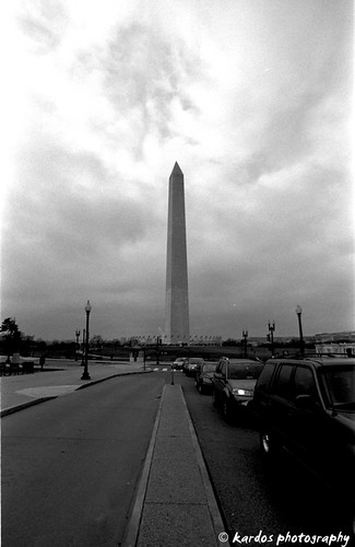 Washington Monument from the center divide