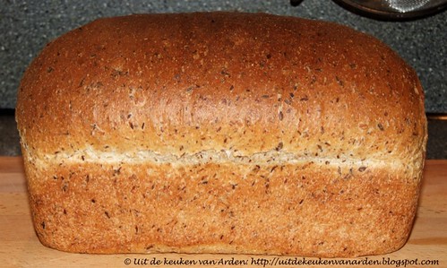 Golden Honey Oat Bread