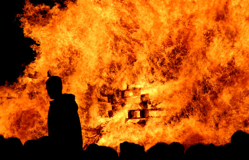 Lewes Bonfire Night 2007 - Wall of Flame