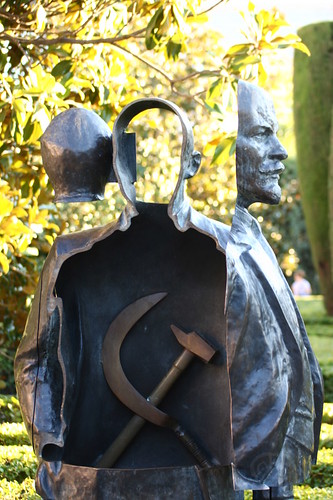 Madrid - Lenin y su corazón comunista