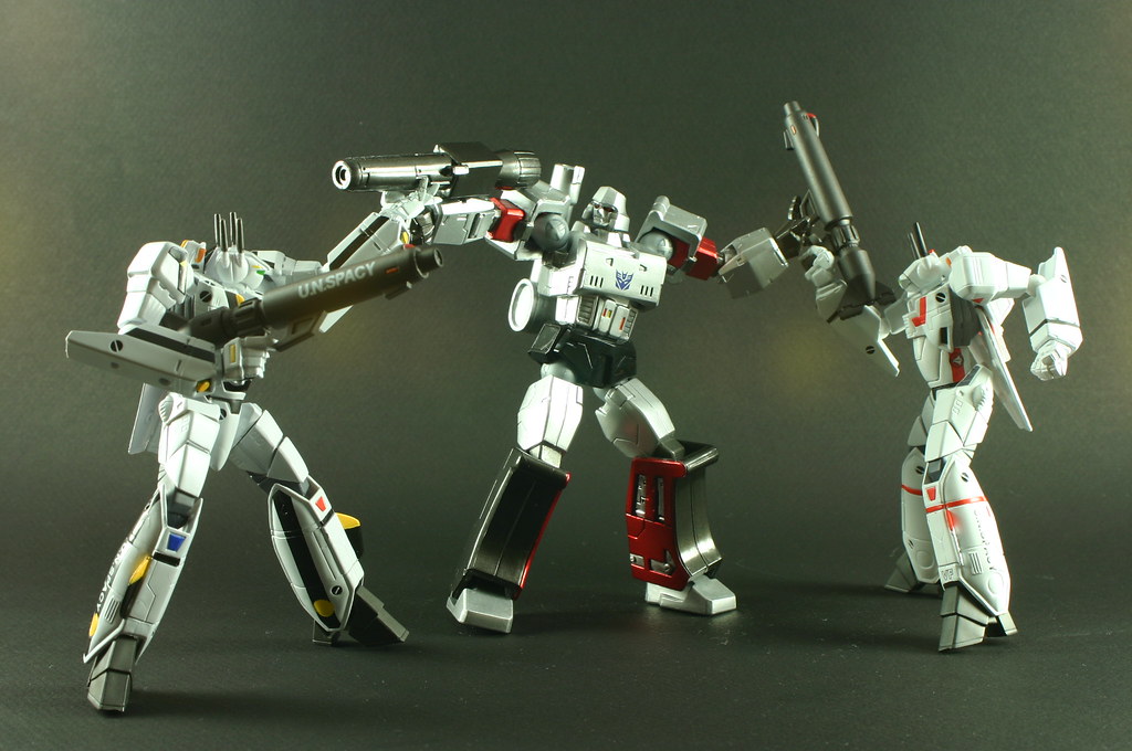 Revoltech Raptor Revoltech show-off thread | Page 60 | TFW2005 - The 2005 Boards
