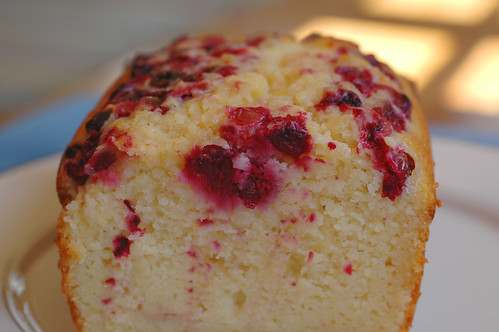 lemon-cranberry yogurt cake