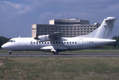 Airlinair ATR-42-500 F-GYPN CDG 18/06/2005