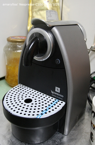 [吧台] Nespresso C100 自動咖啡機 @amarylliss 艾瑪。[ 隨處走走]