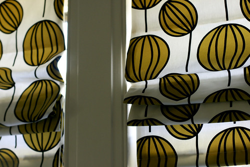 365 Days to Simplicity: Easy no sew Roman Shades