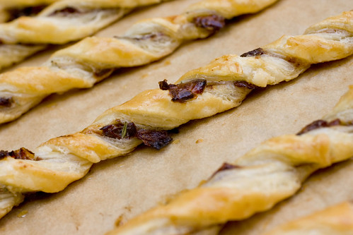 Thyme and Sun-Dried Tomato Twists 4