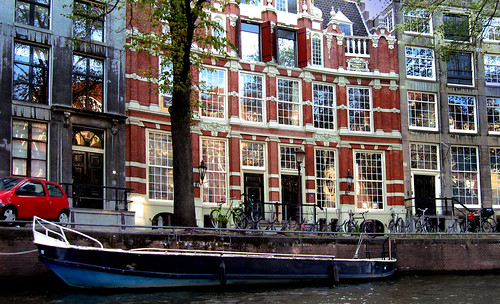 Amsterdam 119 • <a style="font-size:0.8em;" href="http://www.flickr.com/photos/30735181@N00/3921712136/" target="_blank">View on Flickr</a>