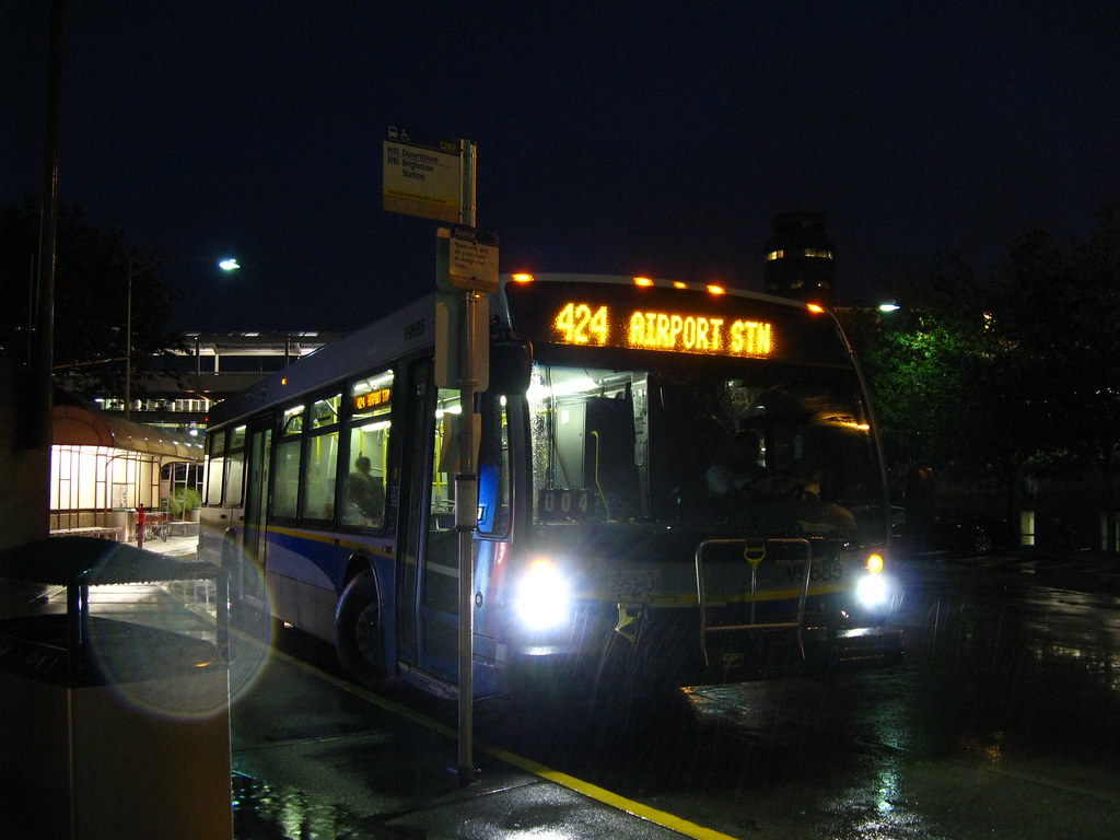 9685: 424 Airport Station