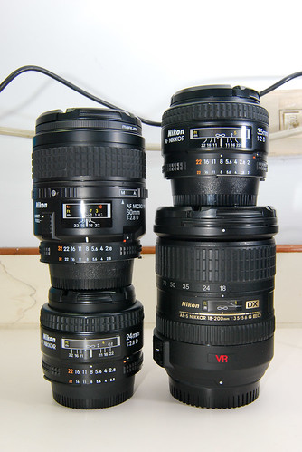 加上 N18-200 目前共有四顆 Nikon 原廠鏡