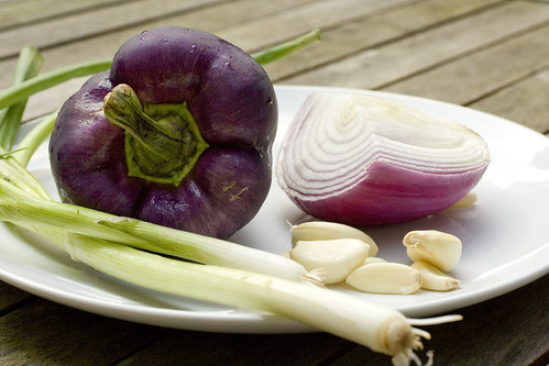 purple pepper, scallon, onion, garlic