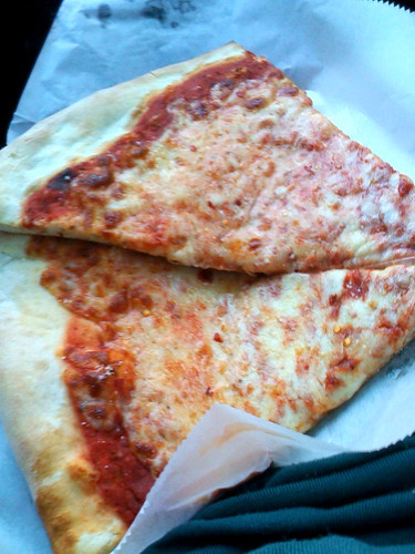 Arinell Pizza in San Francisco - $2.75 Cheese Slice